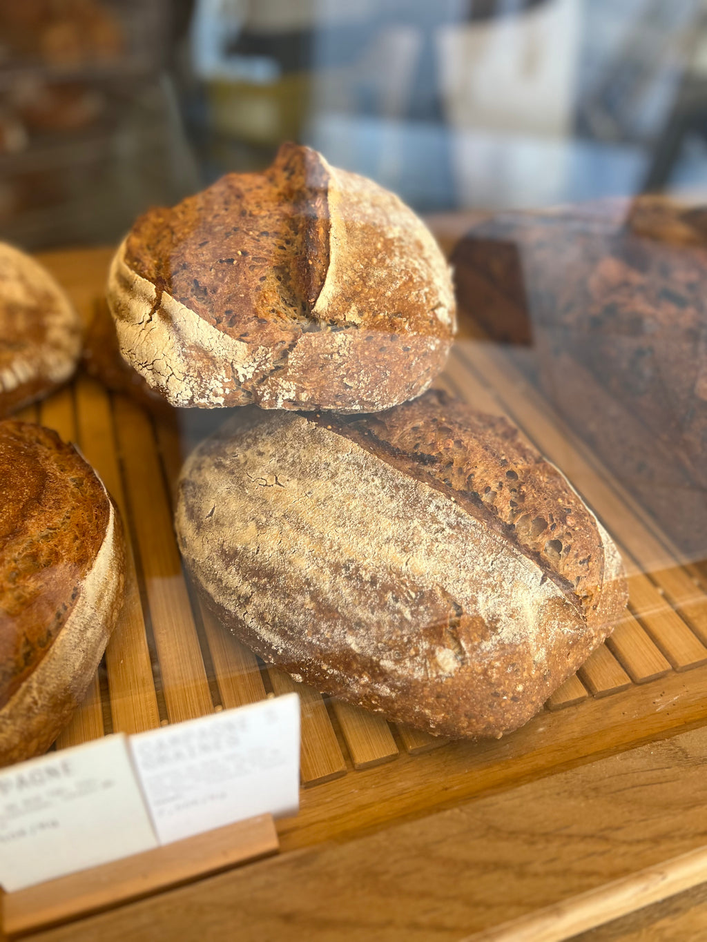 Coin de Table: 5 Grains Bread (whole boule)